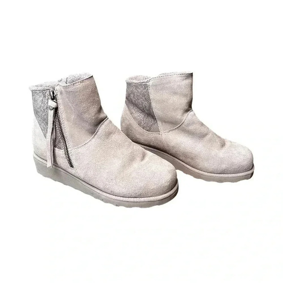 BEARPAW Megan Suede Water/Stain Repellent ankle boots, size 8, EUC - Picture 6 of 6